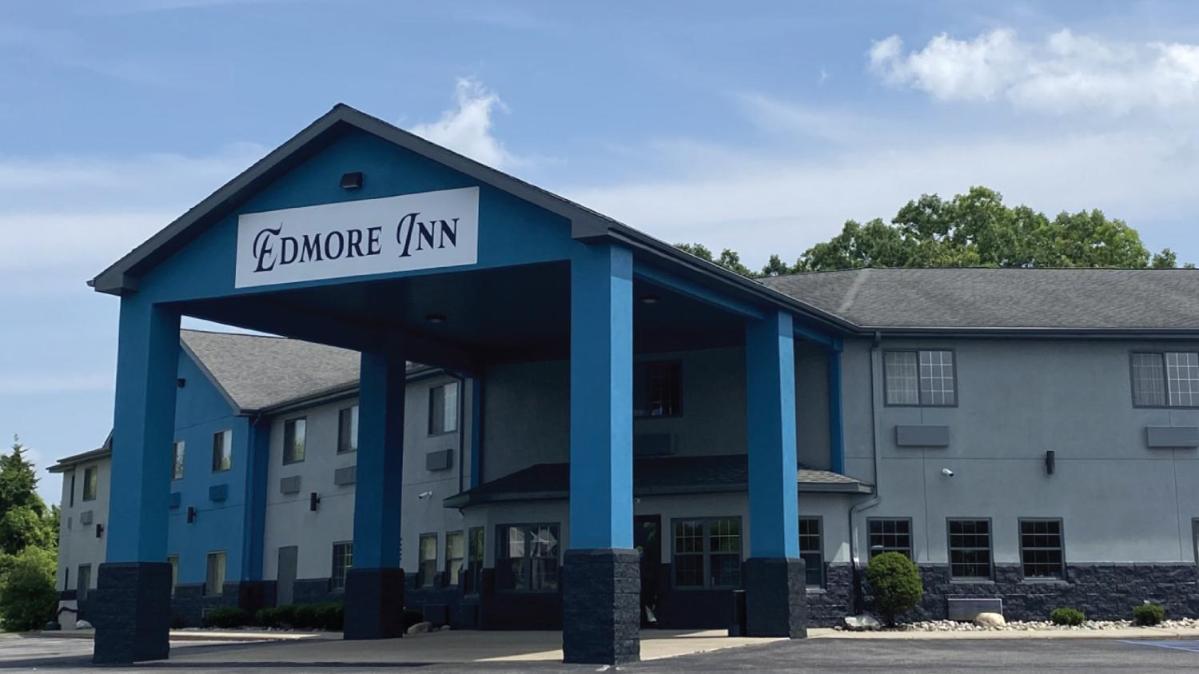 Edmore Inn Exterior photo